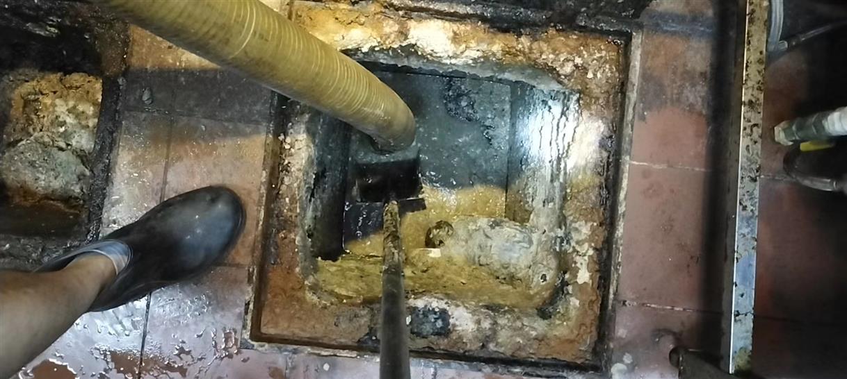 门源污水池清理一般都有毒气，怎么预防中毒呢？
